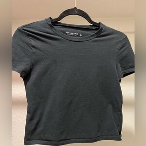 Abercrombie t-shirt